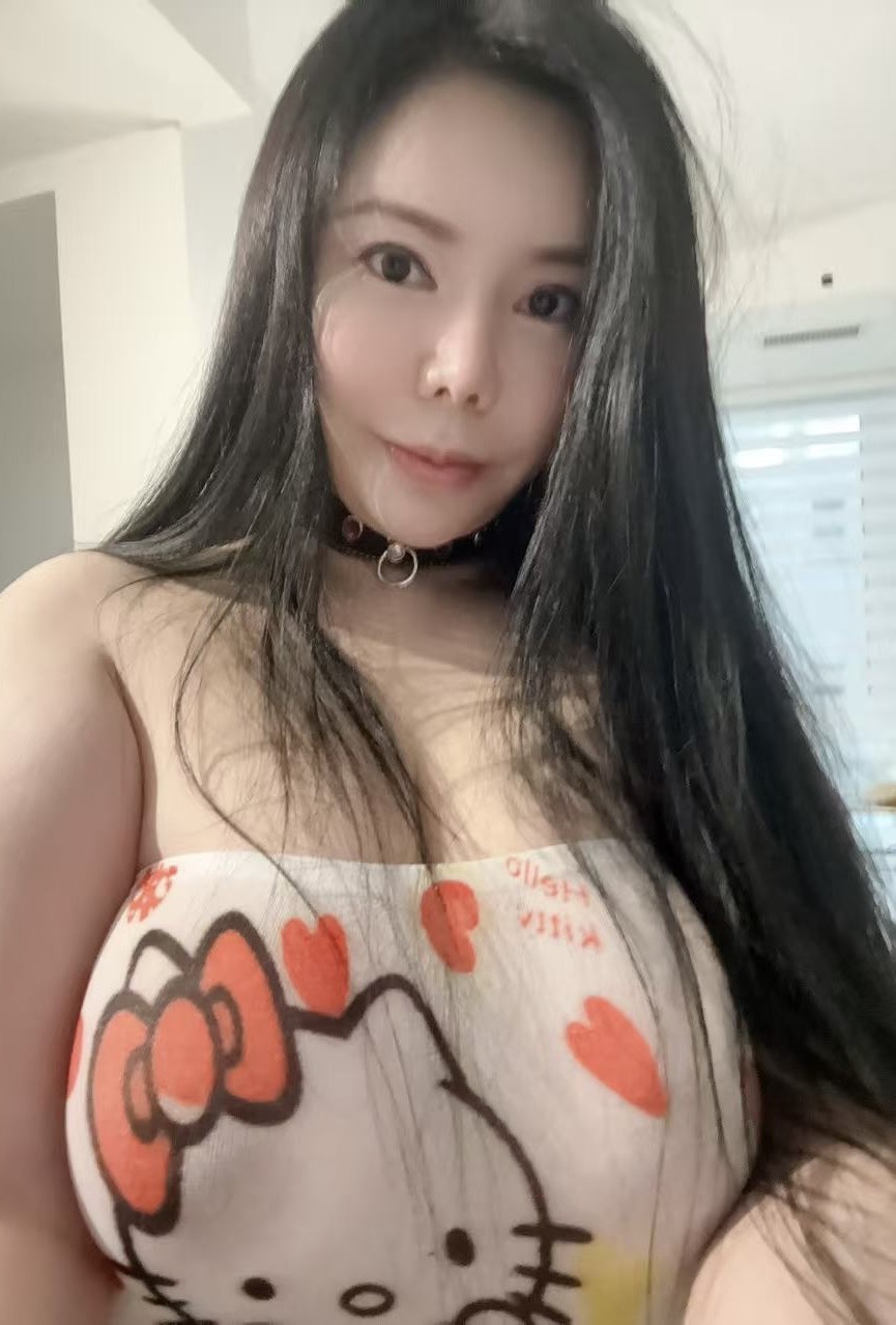 [Selfie] Busty slutty housewife gets a black dick